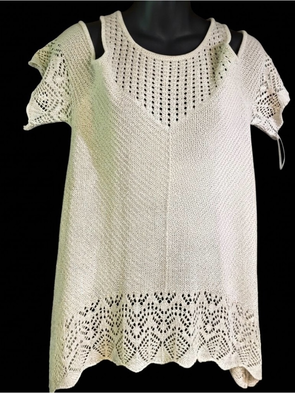 LC Lauren Conrad Cream Open-Knit Cold-Shoulder Sweater